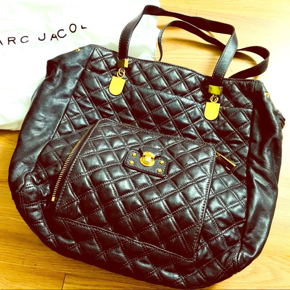 Marc Jacobs quilted leather bag